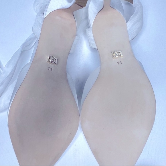 Badgley Mischka Blaze White Satin Stiletto Heels - Size 11- New with Box - Picture 5 of 10